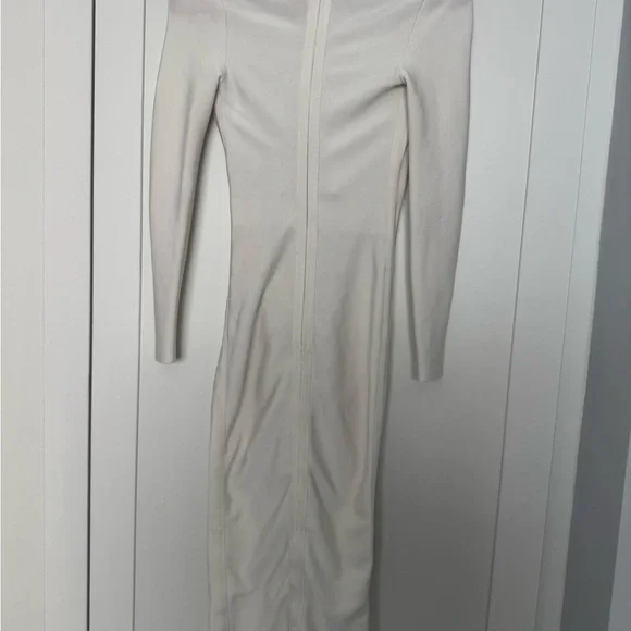 House of CB London Francesca Wrapped Bandage Dress - Picture 4 of 5